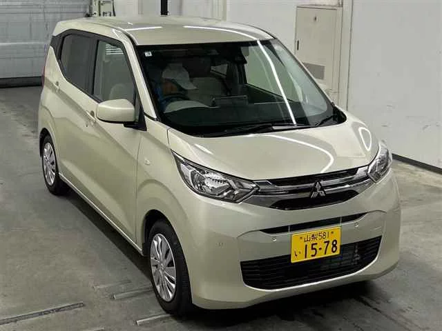 Mitsubishi eK Wagon B33W 2025